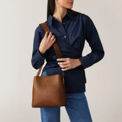 Radley Place Crossbodyody Bag in Brown