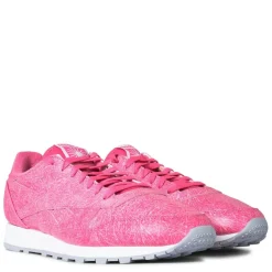 Reebok Classic Leather Shoes in Pink