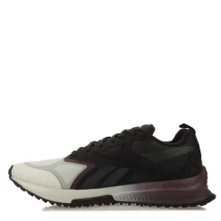 Reebok Lavante Trail 2 Trainers in Black purple