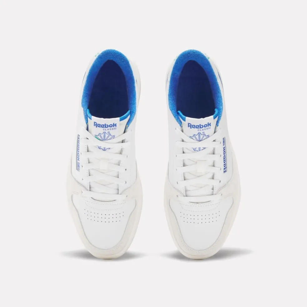 Reebok Phase Court Trainers in White blue