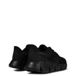 Reebok Zig Dynamica Low Top Sneakers in Black