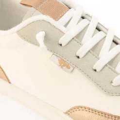 Rocket Dog Zap Trainers in White gold