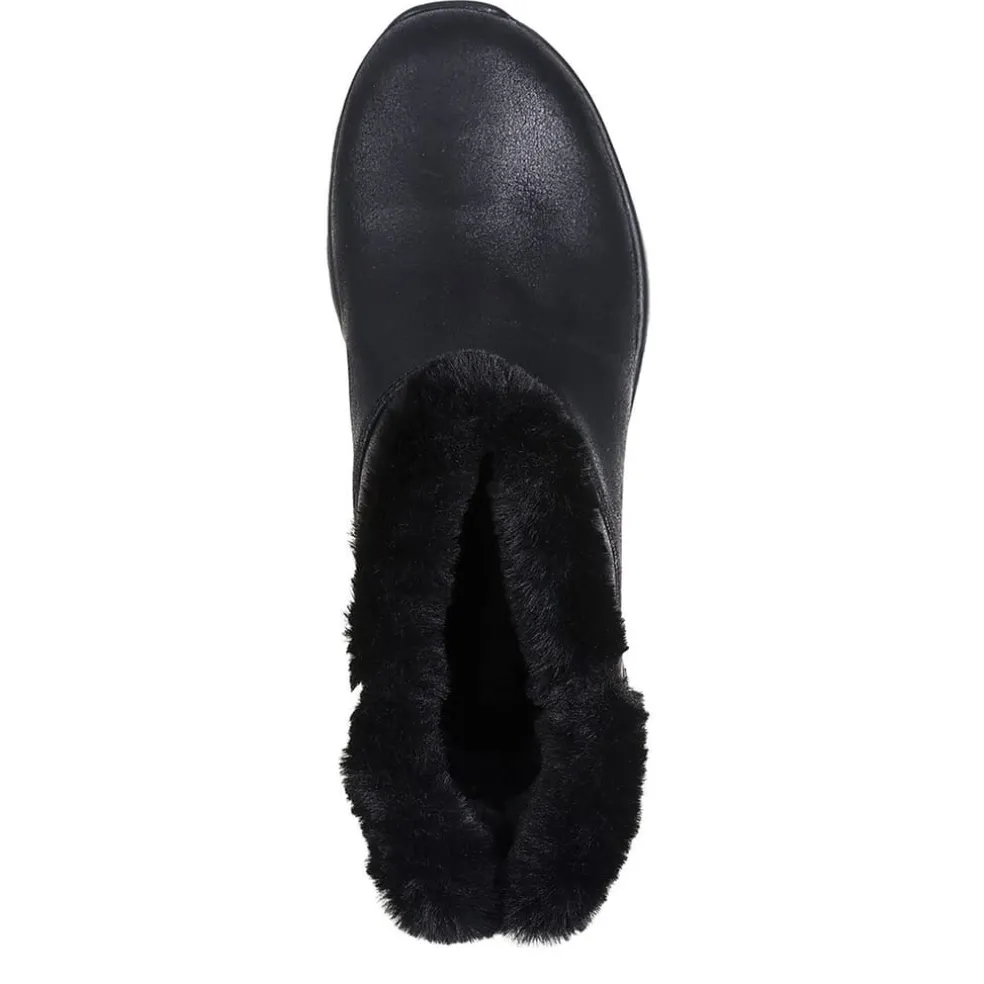 Skechers Perform Tex Snug Boot in Black