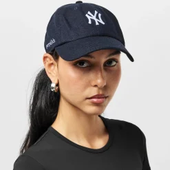 Sporty and Rich Sporty Yankees Cap in Blue