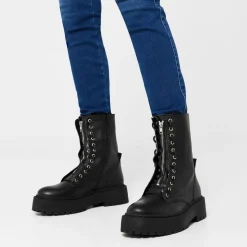 Steve Madden Odilia Boots in Black