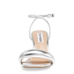 Steve Madden Sandal in Silver