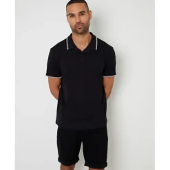 Threadbare Arnwick Regular Fit Short Sleeve Shirt in Black