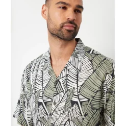 Threadbare Relaxed Fit Short Sleeve Shirt in Black