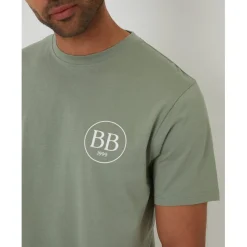 Threadbare Tee Rune in Green