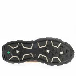 Timberland Winsor Trail Mid WP Boots in Wheat