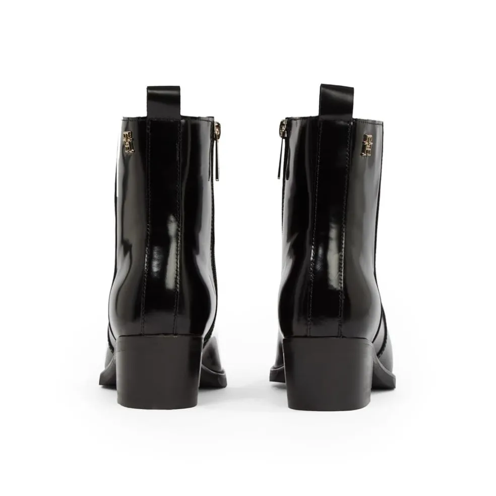 Tommy Hilfiger Abrasivato Leather Western Boots in Black