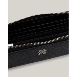 Tommy Hilfiger Emblem Large Wallet in Blue