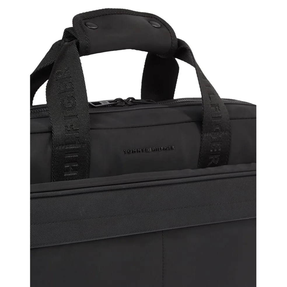Tommy Hilfiger Laptop Handbag with Detachable Strap in Black
