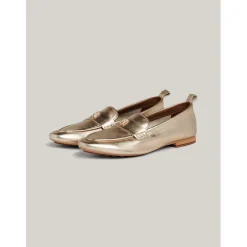 Tommy Hilfiger Leather Penny Loafer in Gold