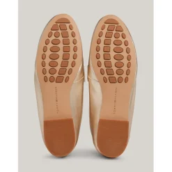 Tommy Hilfiger Leather Penny Loafer in Gold