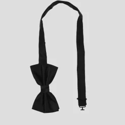 Twisted Tailor Bow Tie in Black