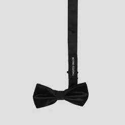 Twisted Tailor Bow Tie in Black