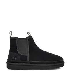 Ugg Chelsea Ankle Low Heel Boots in Black