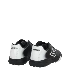 Umbro Calcio Astro Turf Trainers in Black
