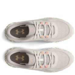 Under Armour Bandit Low Top Road Running Shoes in Grey