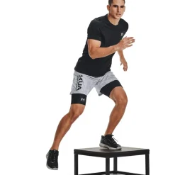 Under Armour Mens Heatgear® Pocket Long Shorts in Black