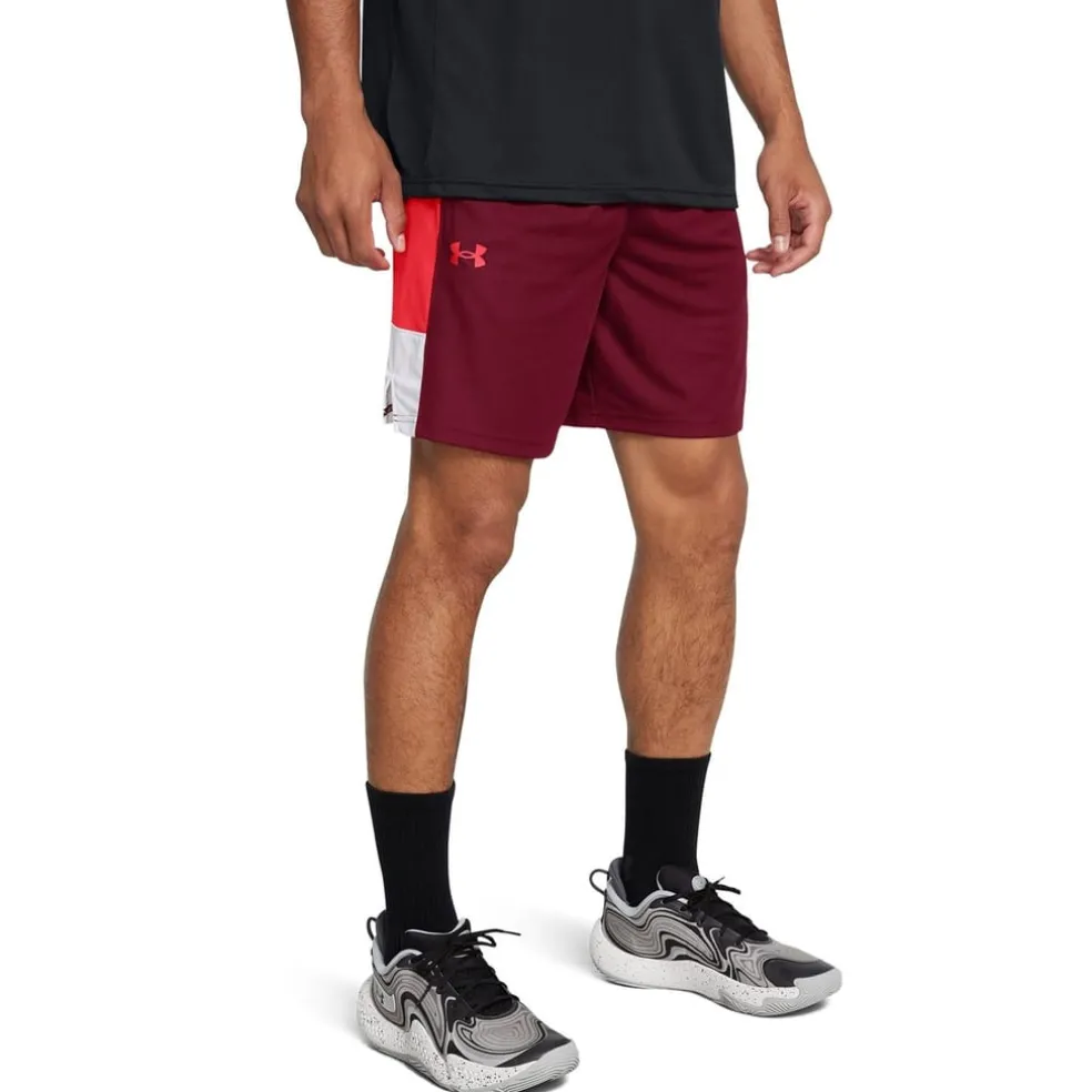 Under Armour Mens Zone 7 Shorts in Red