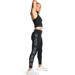 Under Armour Run Tight in Black