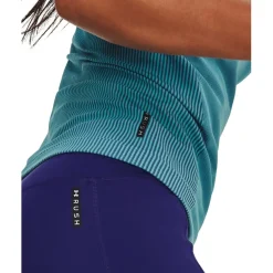 Under Armour Seamless Slim Fit Crew Neck T-Shirt in Blue