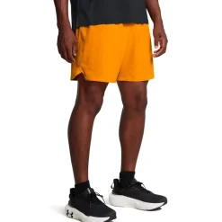 Under Armour Speedpocket 7 Shorts in Orange