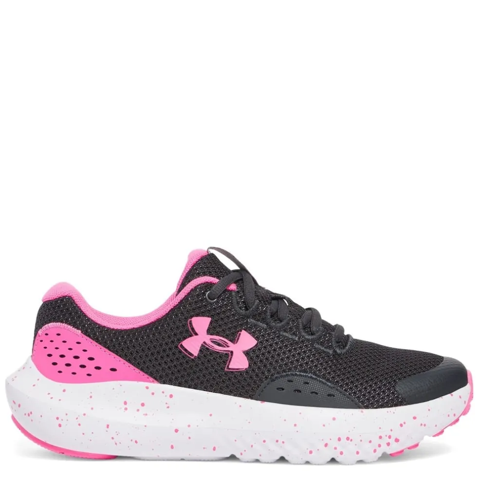 Under Armour Surge 4 Low Top Sneakers in Black