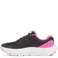 Under Armour Surge 4 Low Top Sneakers in Black