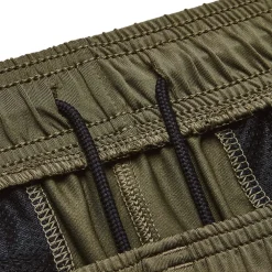 Under Armour Tech Vent Shorts in Green