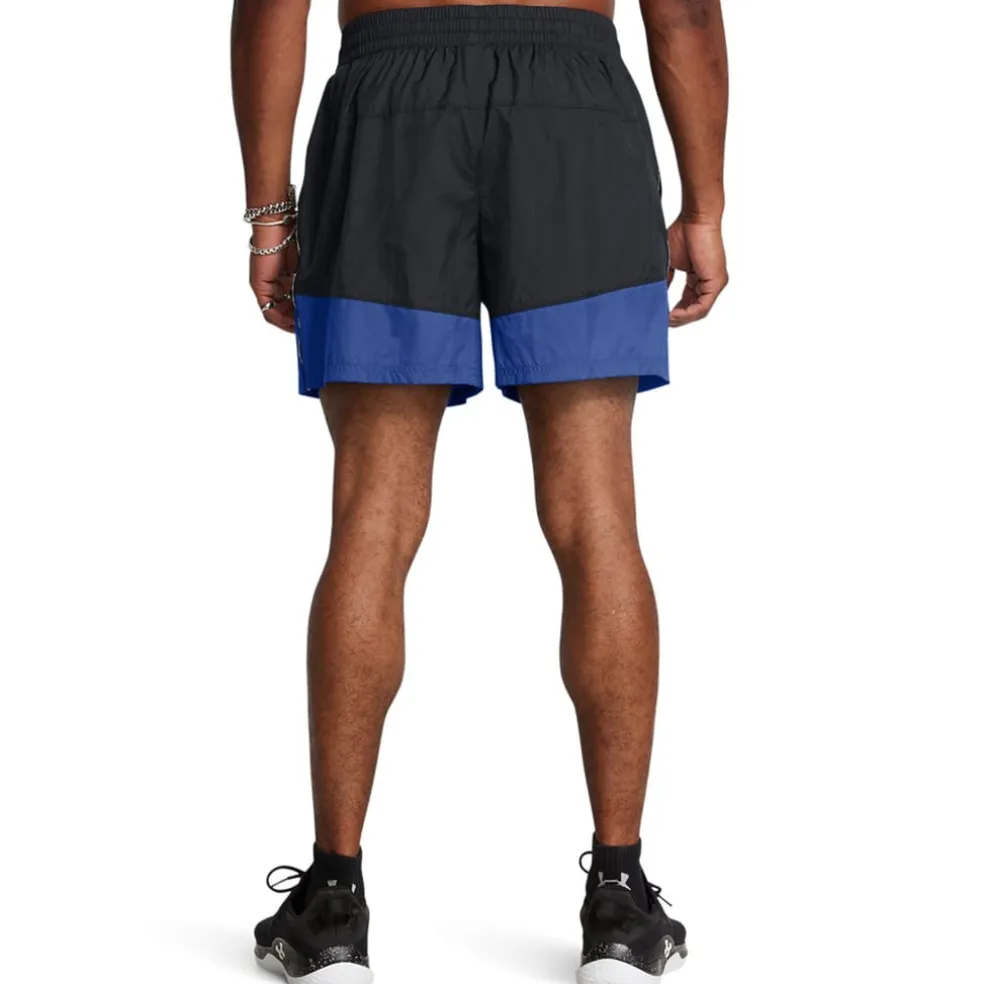 Under Armour Terrace96 Woven Shorts in Black