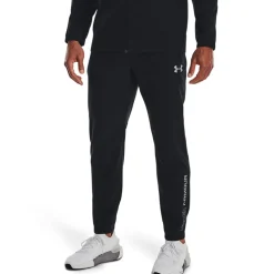 Under Armour Woven Track Pants in Black