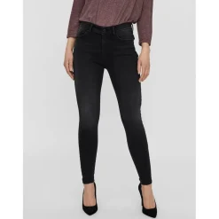 Vero Moda Skinny Fit Jeans in Black