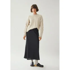 Vila Ellette Midi in Black