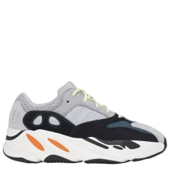 Yeezy Boost 700 Sneakers Childrens in Multi