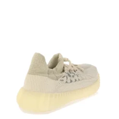 Yeezy Boost 350 V2 CMPCT Trainers in White