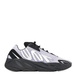 Yeezy Mnvn Geode in Grey